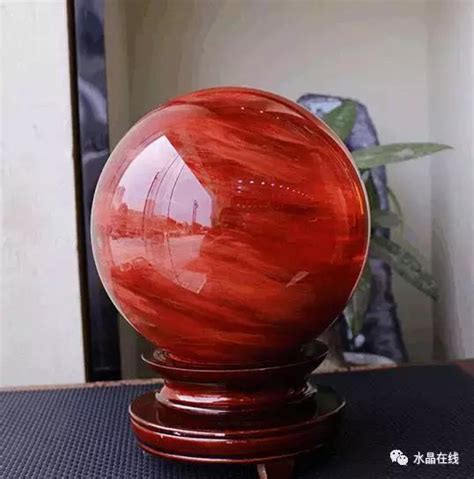 紅朱鱠 透明水晶球功效